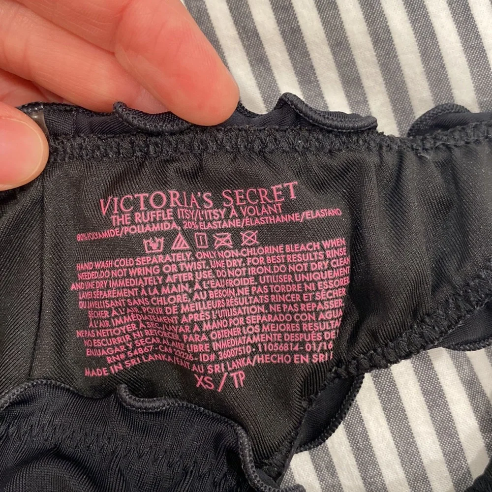 Itsy Victoria secret swim bottoms - Picture 2 of 3